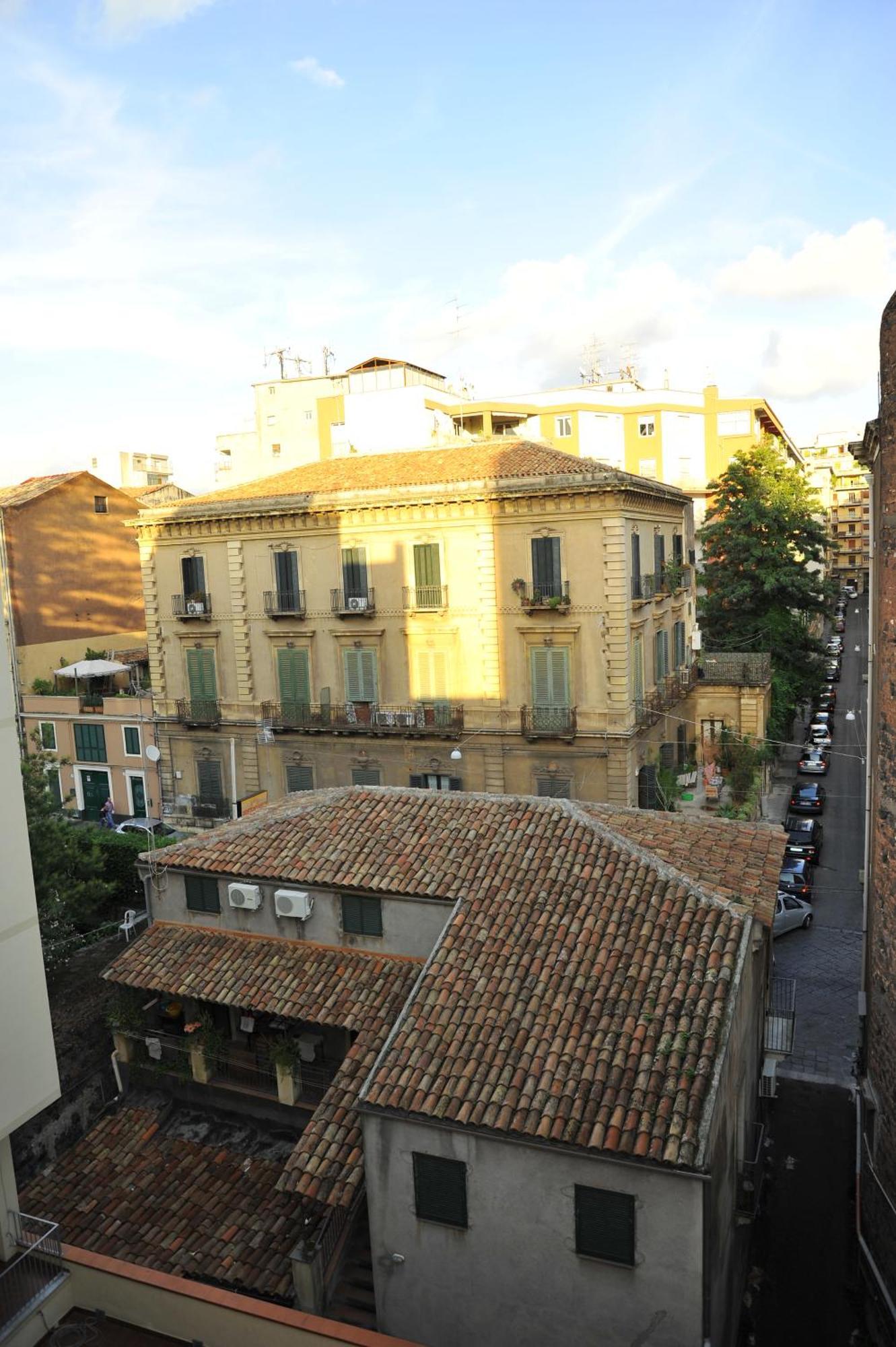 Etnea 454 Catania Luxury Rooms Экстерьер фото